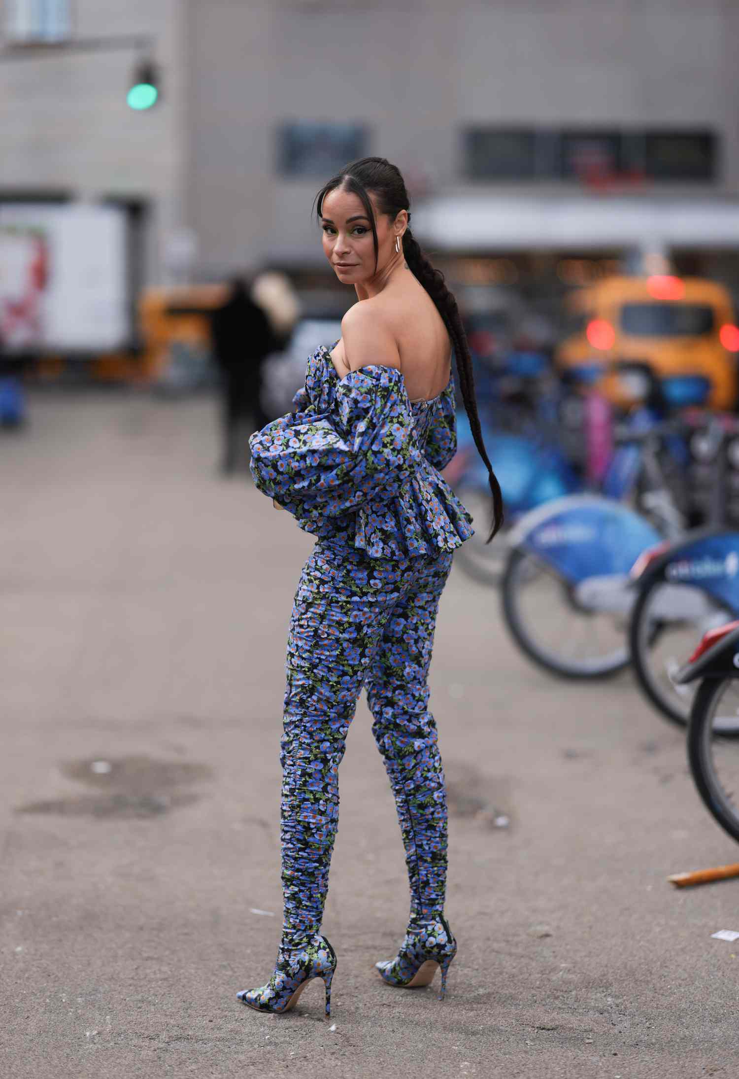 Pisces Outfits - Florals