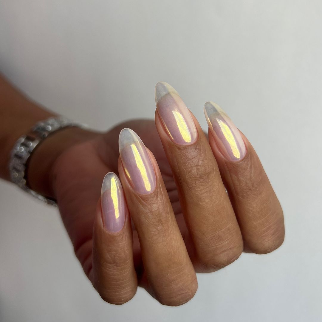 A nude silver nail look for Scorpio season.