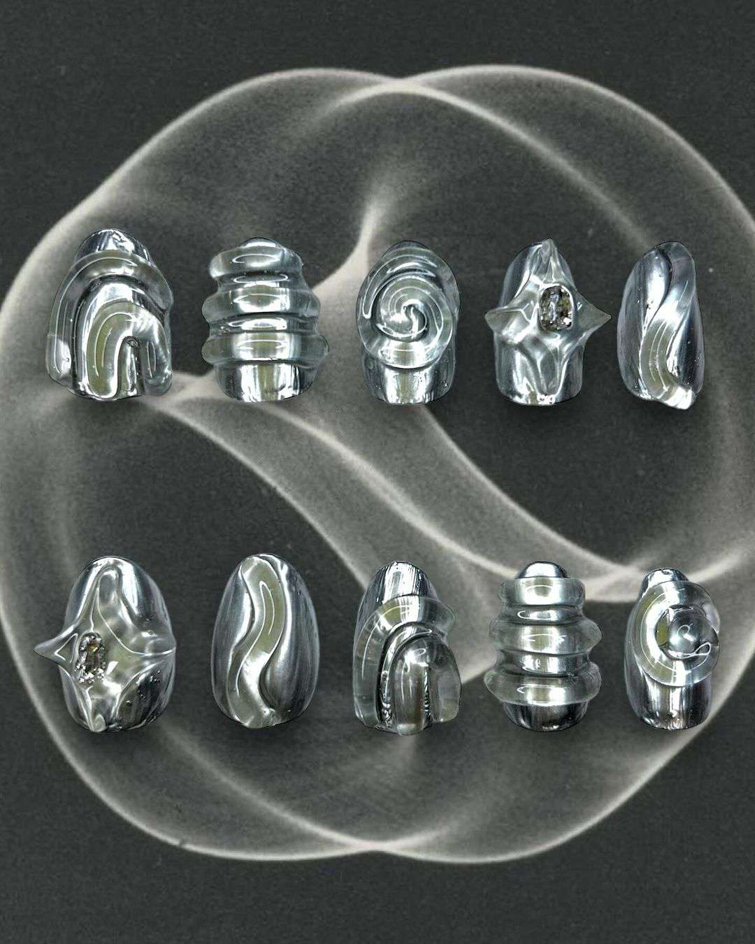 A thick 3D manicure for Scorpio season.